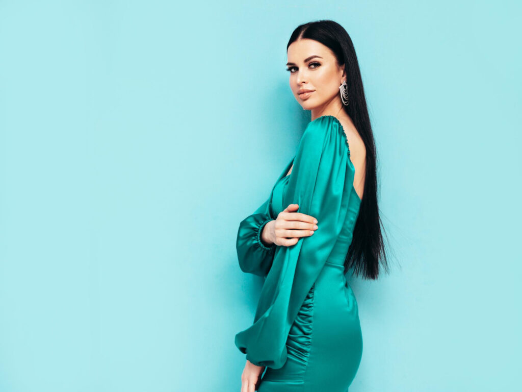 Rochii cu mâneci lungi